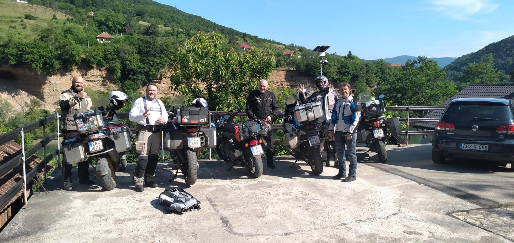 Vikendica Pored Drine Foca Handici Extérieur photo