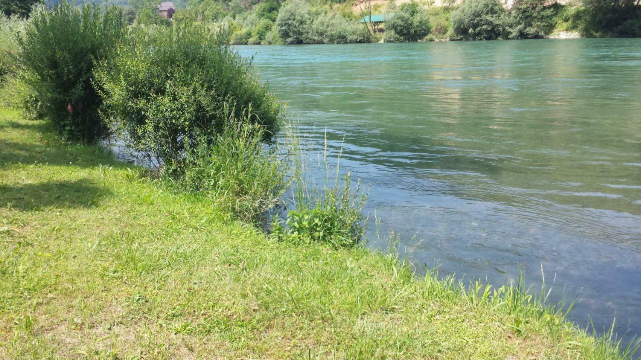 Vikendica Pored Drine Foca Handici Extérieur photo